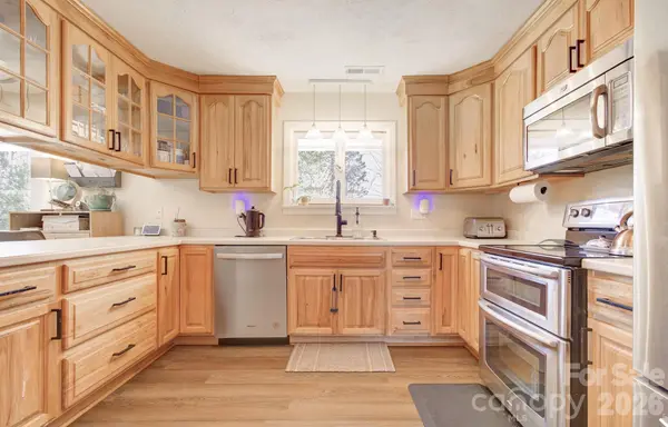 113 Brightwater Heights DR, Hendersonville, NC 28791