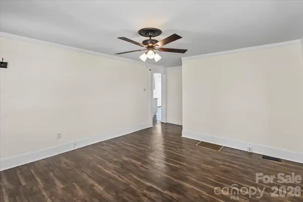 305 Linestowe DR, Belmont, NC 28012