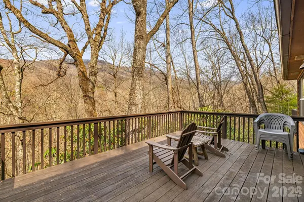 157 Crosspatch LN, Bryson City, NC 28713