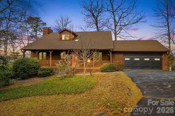 920 Morgan DR, Penrose, NC 28766
