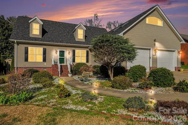 212 Pine Valley RD,  Mocksville,  NC 27028