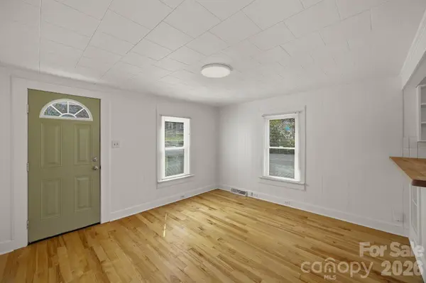 105 Moses ST, Morganton, NC 28655