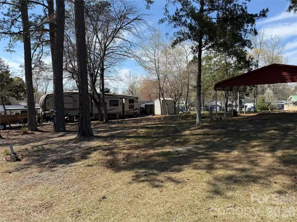 141 HideAWay TRL #A251/252, Mount Gilead, NC 27306