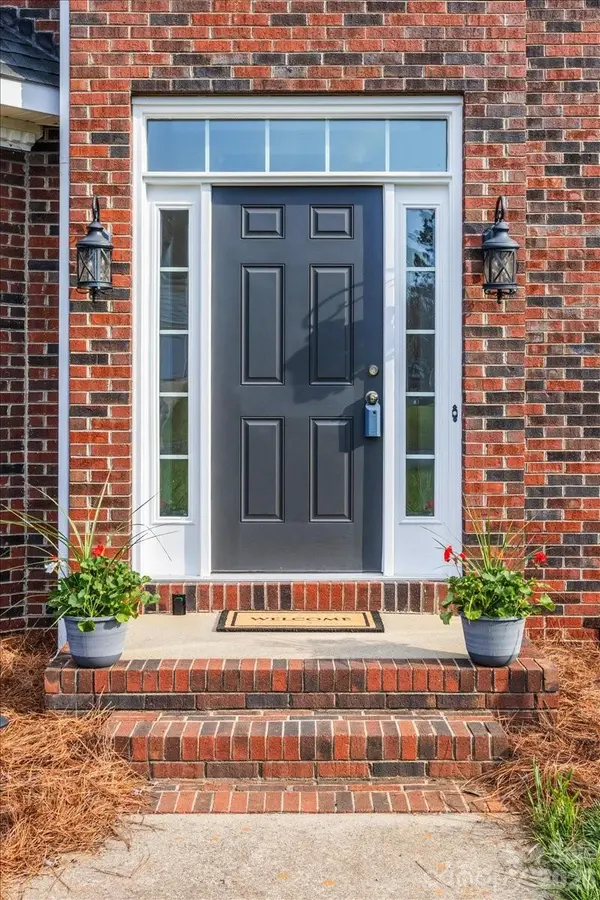4636 Lenden Hall CT, Gastonia, NC 28056
