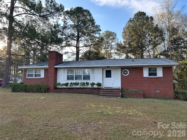 1201 Laurens ST, Camden, SC 29020