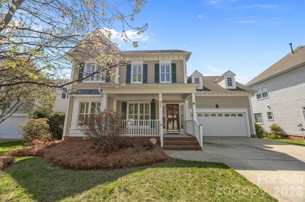824 Garbow CT, Charlotte, NC 28270