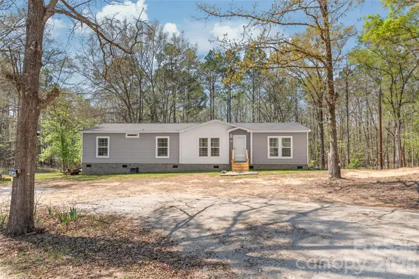 2541 Aldridge LN, Lancaster, SC 29720