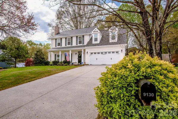 9130 Old Barnette PL, Huntersville, NC 28078