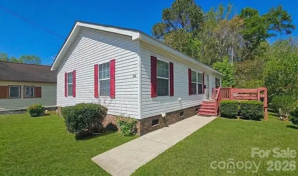 510 Phillips ST, Fairmont, NC 28340
