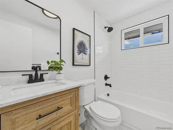 1372 Zenobia, Denver, CO 80204