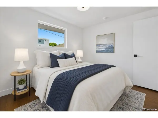 1372 Zenobia, Denver, CO 80204