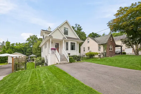 31 Schreiber ST, Tappan, NY 10983