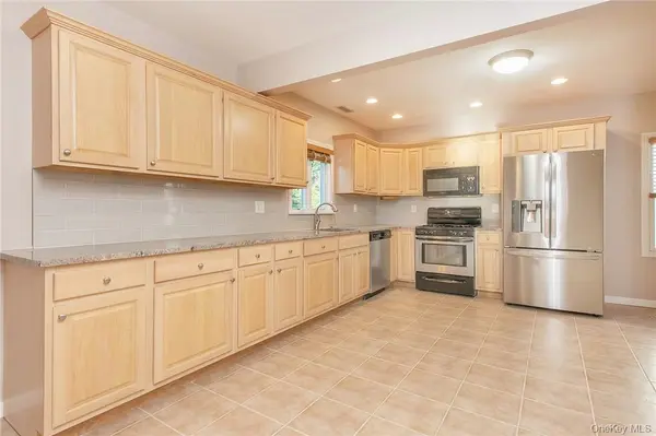 29 Orchard ST #2nd Fl, Eastchester, NY 10709