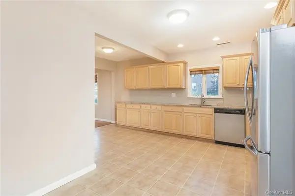 29 Orchard ST #2nd Fl, Eastchester, NY 10709