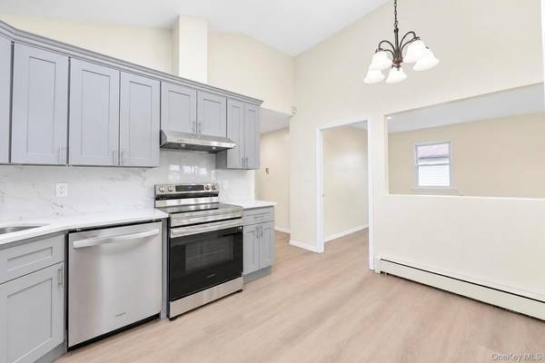 653 Sherman AVE, East Meadow, NY 11554