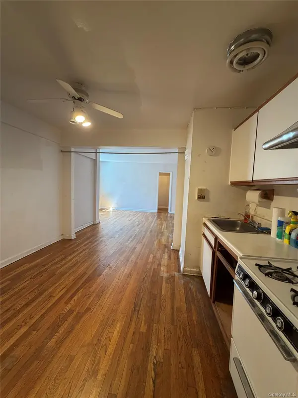 42-45 Kissena Boulevard #6M, Flushing, NY 11355
