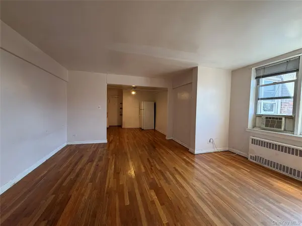 42-45 Kissena Boulevard #6M, Flushing, NY 11355