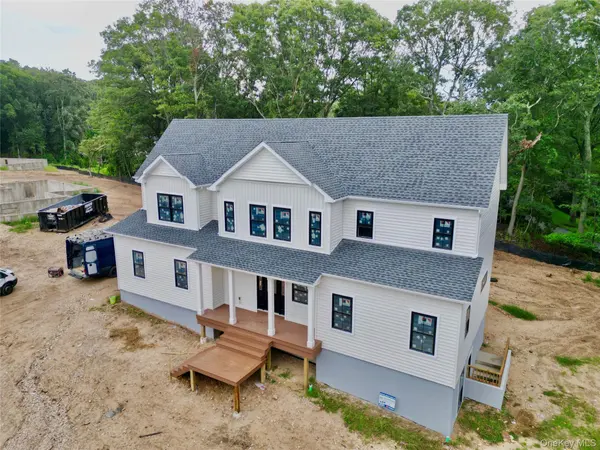 Lot 6 Pine Hill CT, Port Jefferson, NY 11777