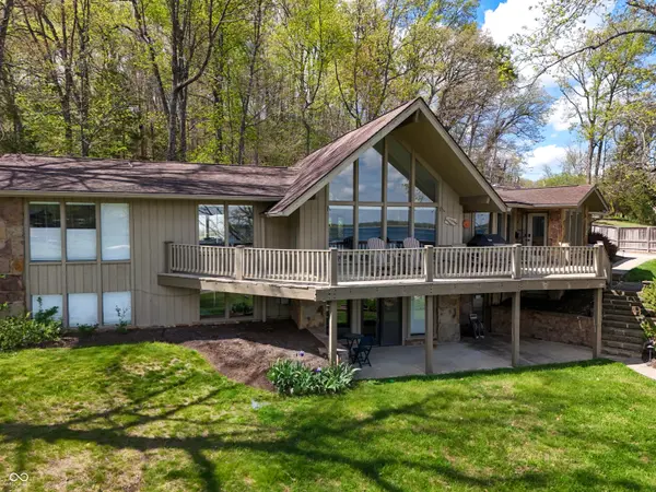 5531 S Poplar DR, Columbus, IN 47201