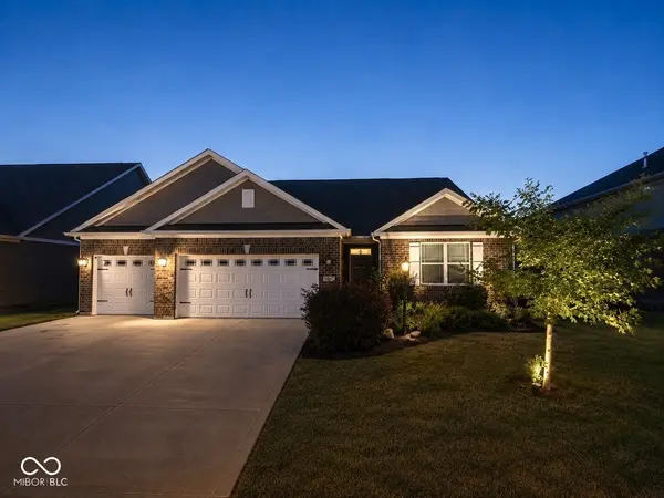6262 Dugan DR, Whitestown, IN 46075