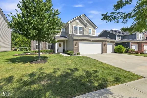 11864 Crossbill CT, Noblesville, IN 46060