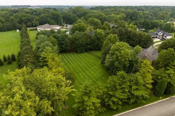 11544 Larkspur LN, Carmel, IN 46032