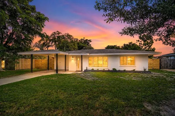 2347 TANGERINE DR, Sarasota, FL 34239
