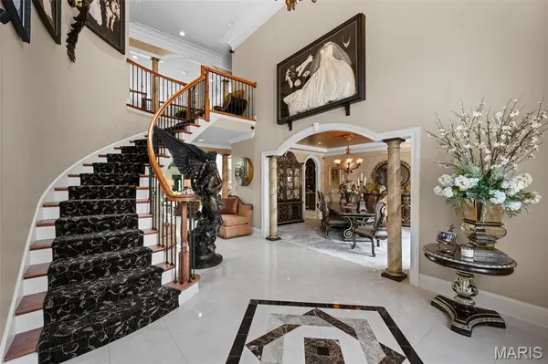 12947 Sunset Bluff CT, Sunset Hills, MO 63127
