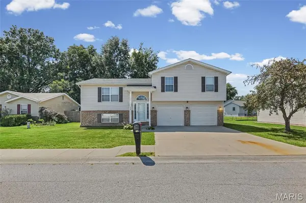 429 Miranda DR, Dupo, IL 62239