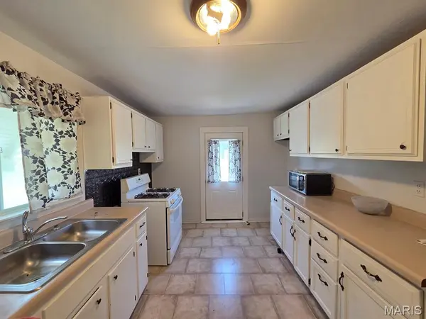 111 N Banner ST, Knox City, MO 63446