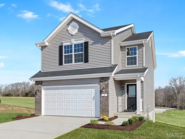 2 Burlington at Oakshire, O'fallon, MO 63385