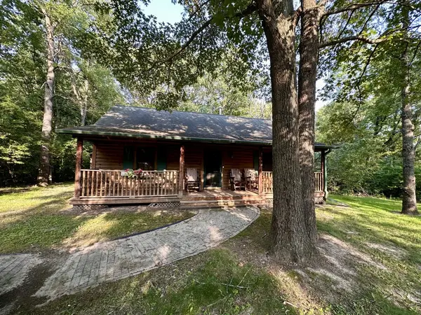 360 Lake Thunderbird DR, Putnam, IL 61560