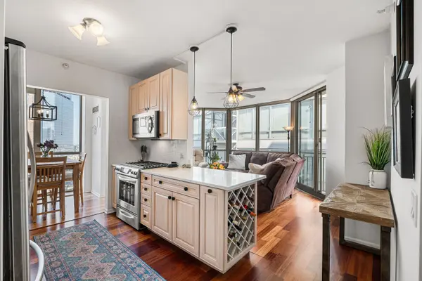 645 N Kingsbury ST #2201, Chicago, IL 60654