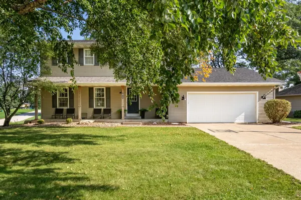 81 Cedar CT, Geneseo, IL 61254