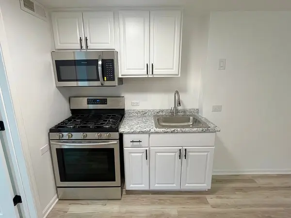 39259 N Jackson DR #3, Spring Grove, IL 60081