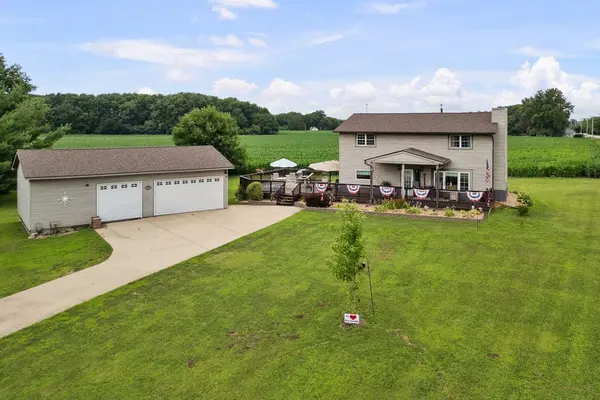 1814 Big Island Pkwy, Rock Island, IL 61201