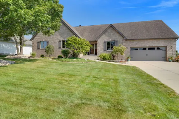 9201 Schillton DR, St. John, IN 46373