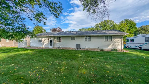 1407 9th ST NW, Austin, MN 55912