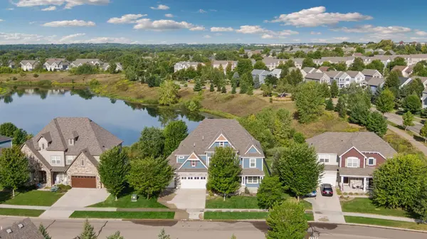 11274 Whitewater DR, Woodbury, MN 55129