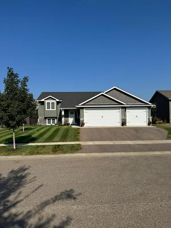 3177 Kingston ST, River Falls, WI 54022