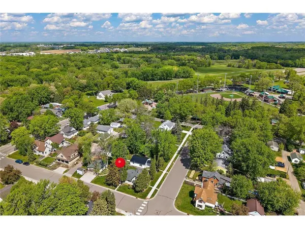 501 2nd ST N, Delano, MN 55328
