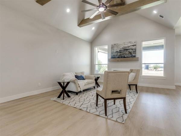 4720 Ranchero DR, Edmond, OK 73025