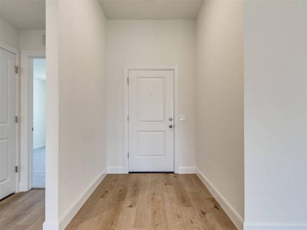 920 Hazy Brook CIR, Chickasha, OK 73018