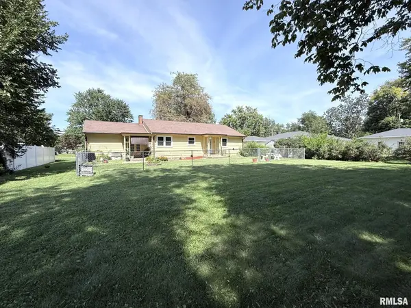 548 Scotch Elm LN, Galesburg, IL 61401