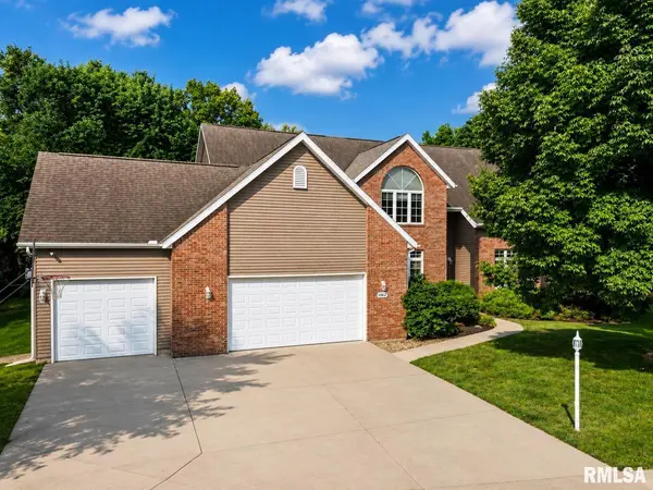 10627 N DANA DR, Peoria, IL 61615
