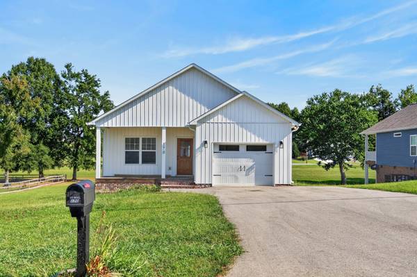 170 Honeysuckle Ln, Sparta, TN 38583