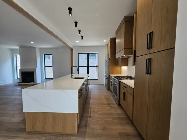 108B N 9th St, Nashville, TN 37206