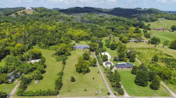 681 Brick Church Ln, Whites Creek, TN 37189