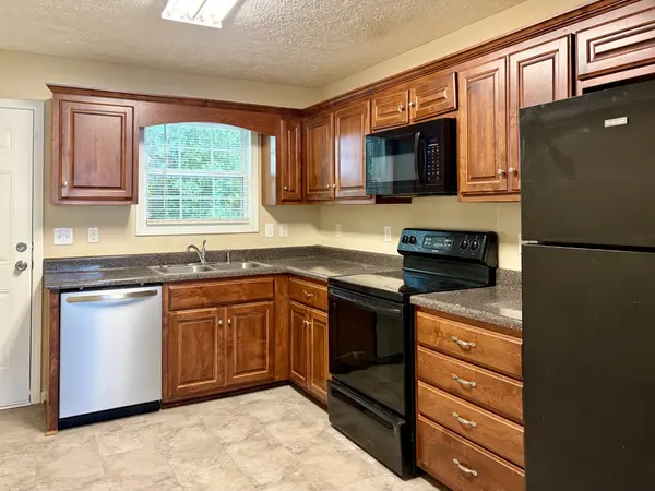 135 Hunt St, Manchester, TN 37355