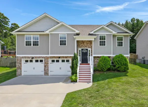 1758 Short Leaf Lane, Soddy Daisy, TN 37379